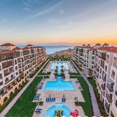 Premium Sea View 2 Bedrooms 2 Bathrooms Apartment Located Within Gravity Hotel & Aquapark Hurghada Buitenkant foto